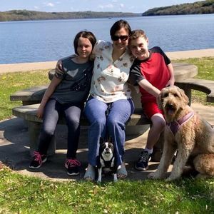 Meet your Posher, Courtney